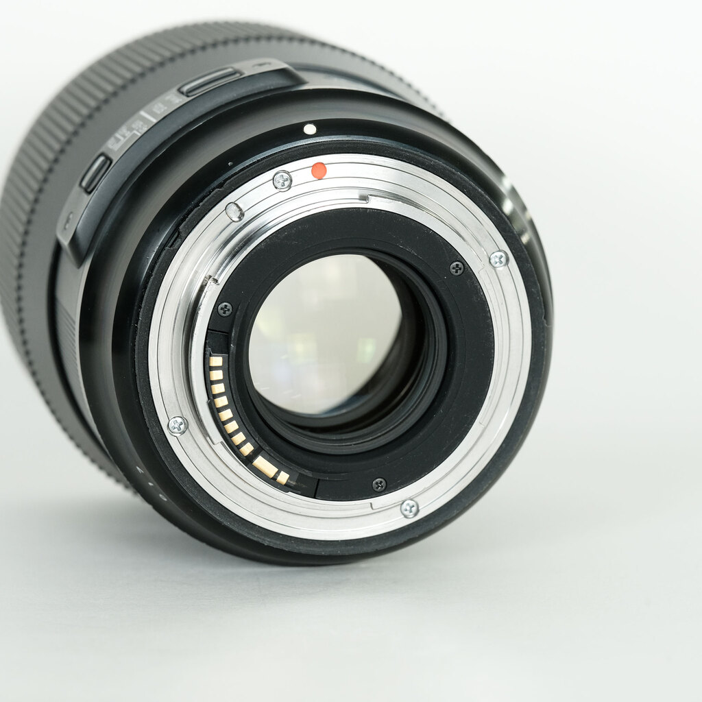 SIGMA 135mm F1.8 DG HSM｜Art [キヤノン用]の出品 | ONE SCENE（ワン