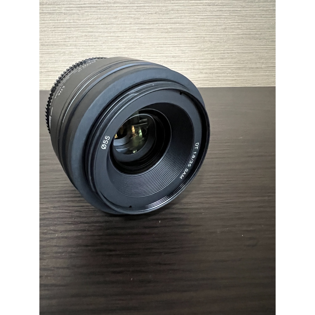 SONY DT 35mm F1.8 SAM SAL35F18の出品 | ONE SCENE（ワンシーン）