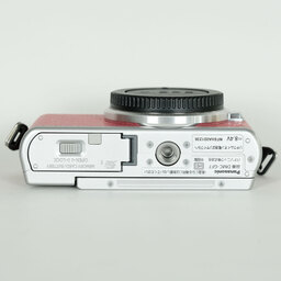 Panasonic LUMIX DMC-GF7 ボディ ピンクの出品 | ONE SCENE（ワンシーン）
