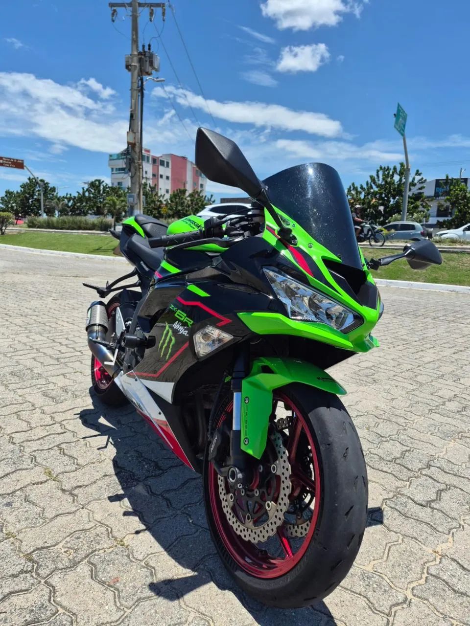 Kawasaki Zx-6r 636cc 2022 - 1480245068 | OLX