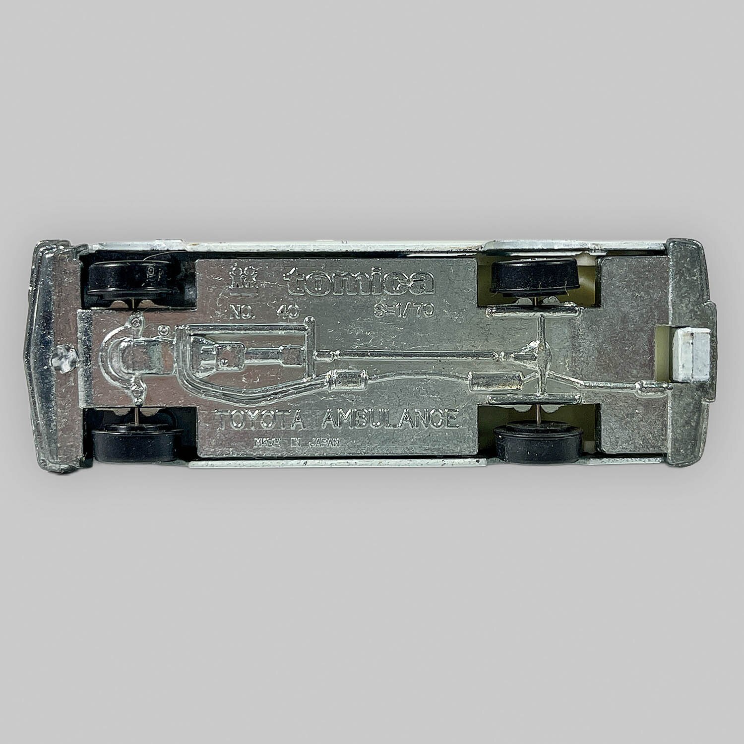 5404] マスコミトミカ M-04 ジャンボーグA/クラウン救急車