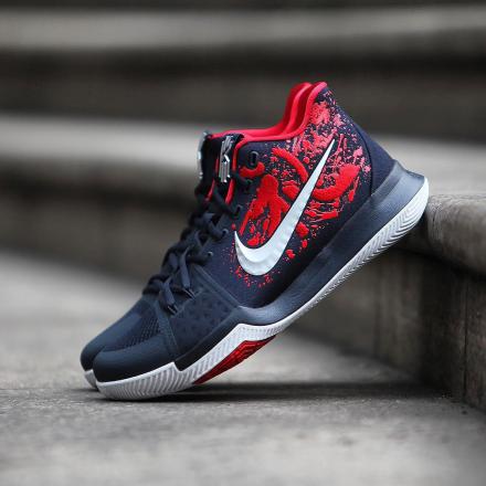 国内2月25日発売予定】 ナイキ カイリー3 