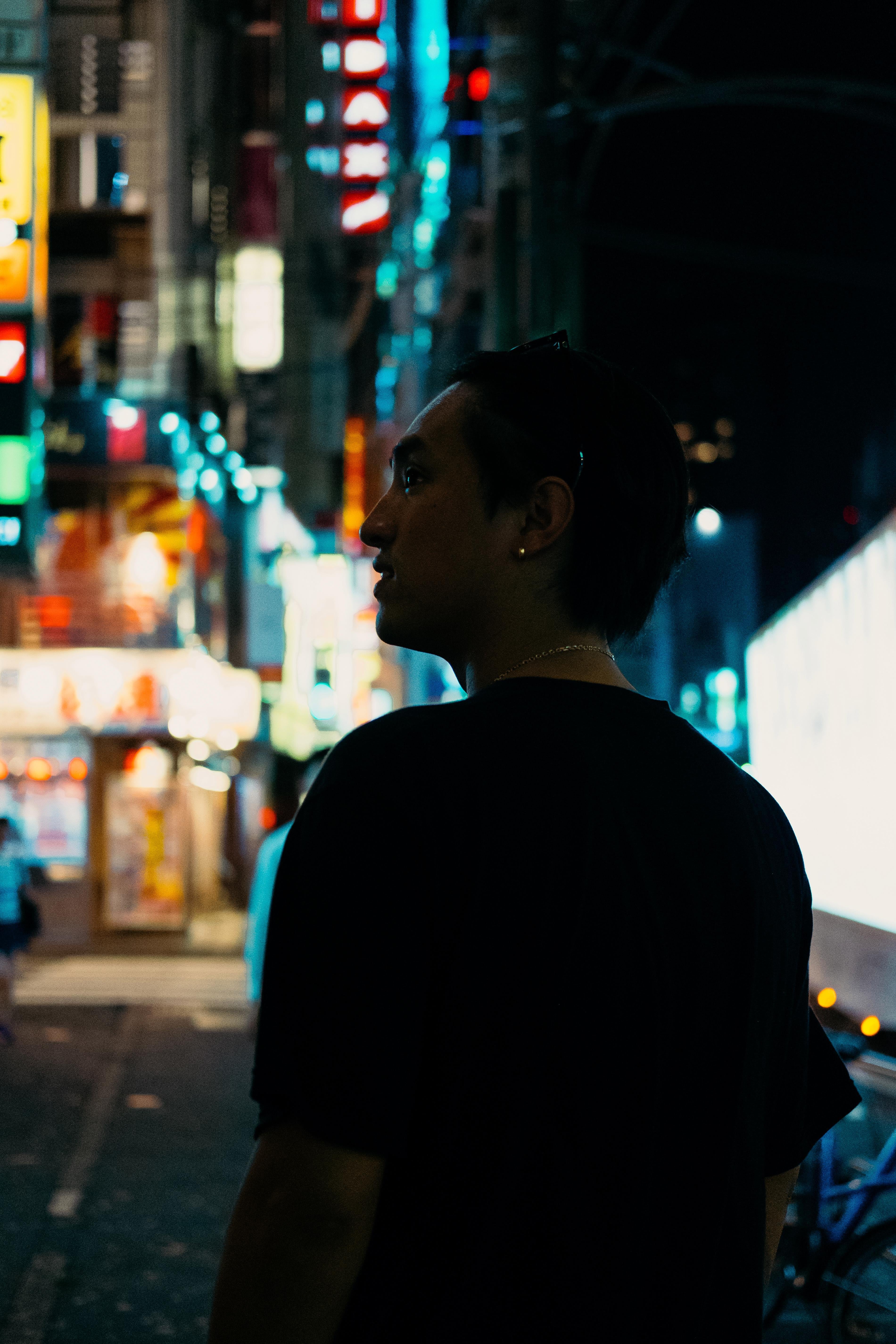 GOD SELECTION XXX】Tシャツ1枚でアパレル界に挑む男、宮﨑泰成 |宮崎