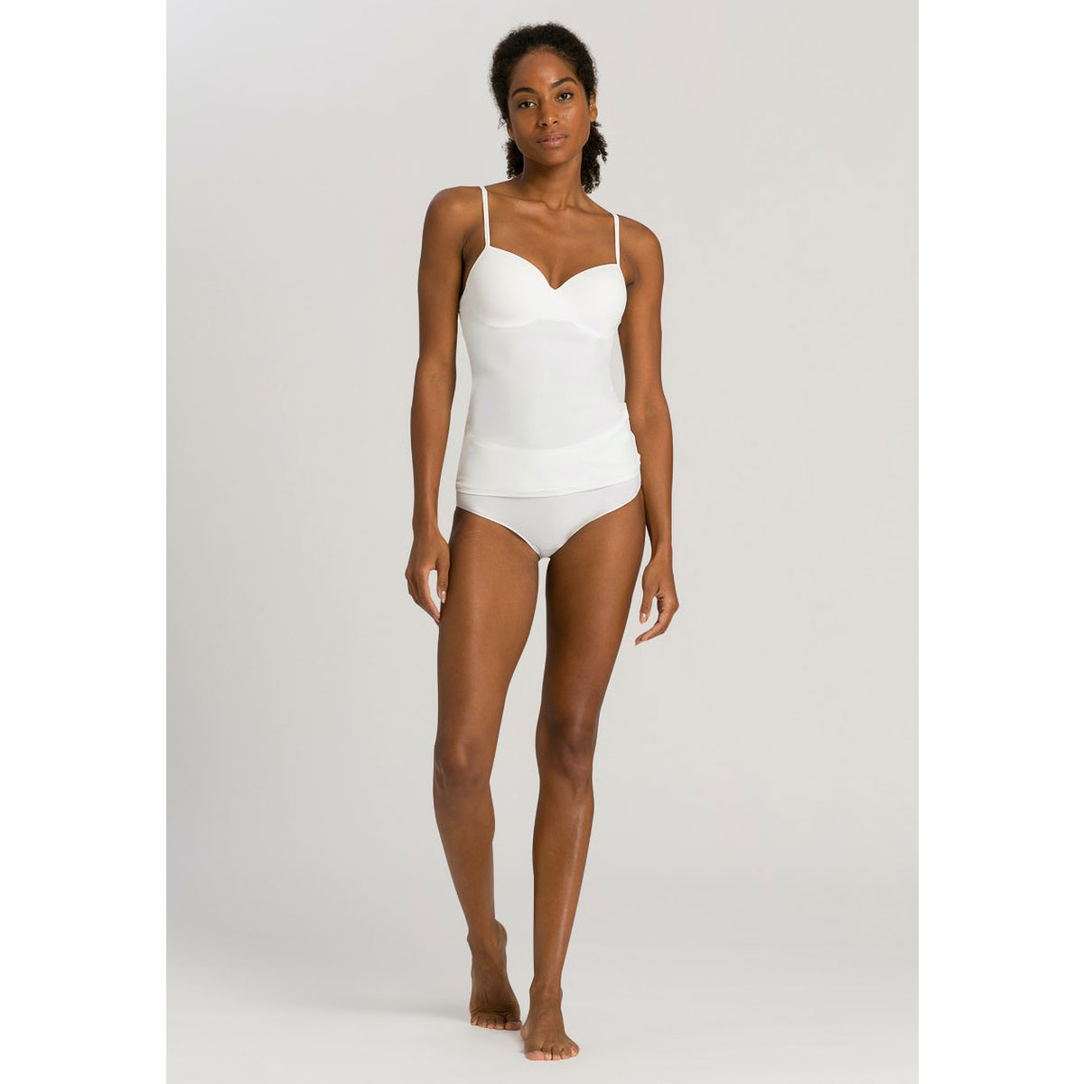 ハンロ アリュール 定番 カップ付き キャミソール HANRO ALLURE V