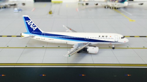 Phoenix 1:400 Boeing 737-800 Japan Airlines 日本航空PH04643 JA317J