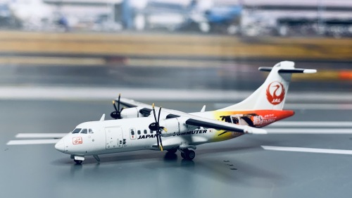 Phoenix 1:400 Boeing 787-8 Japan Airlines 日本航空PH10589 JA825J