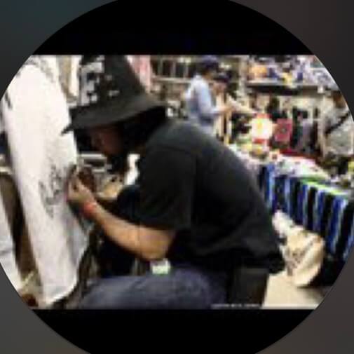 Knuckle (Little Chop Design) · Artist