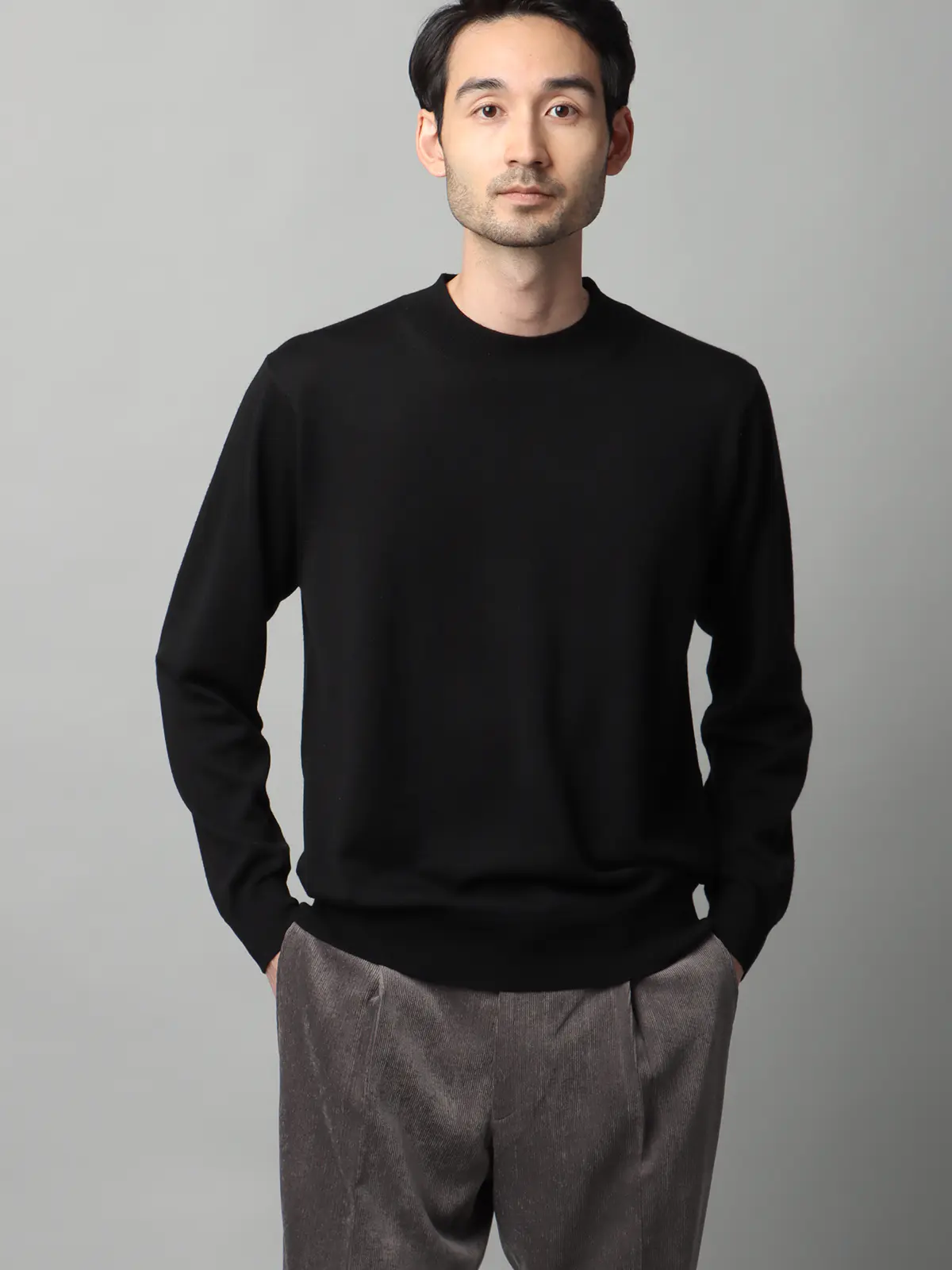 モックネックニット／長袖／ウォッシャブル／ビエラヤーン／無地