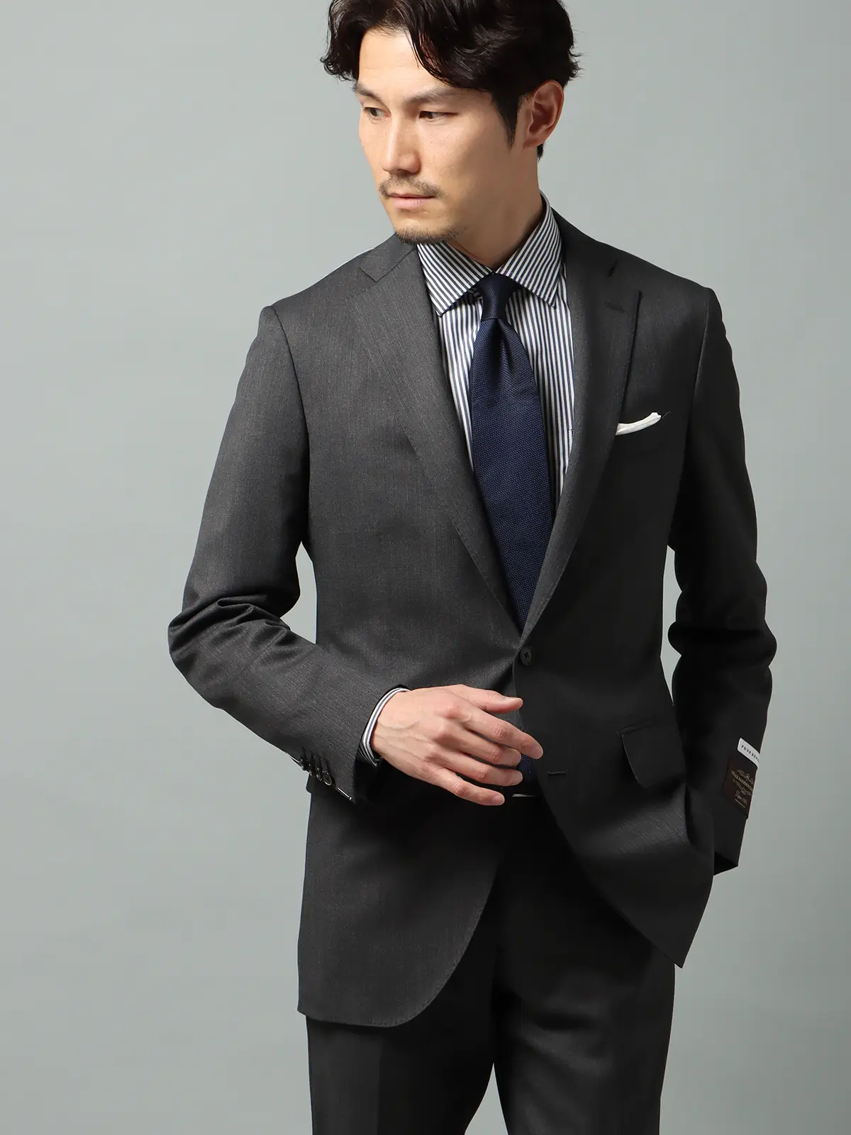 スーツ／2つボタン／CANONICO／PRUNELLE／無地／CH22 | SUIT SQUARE