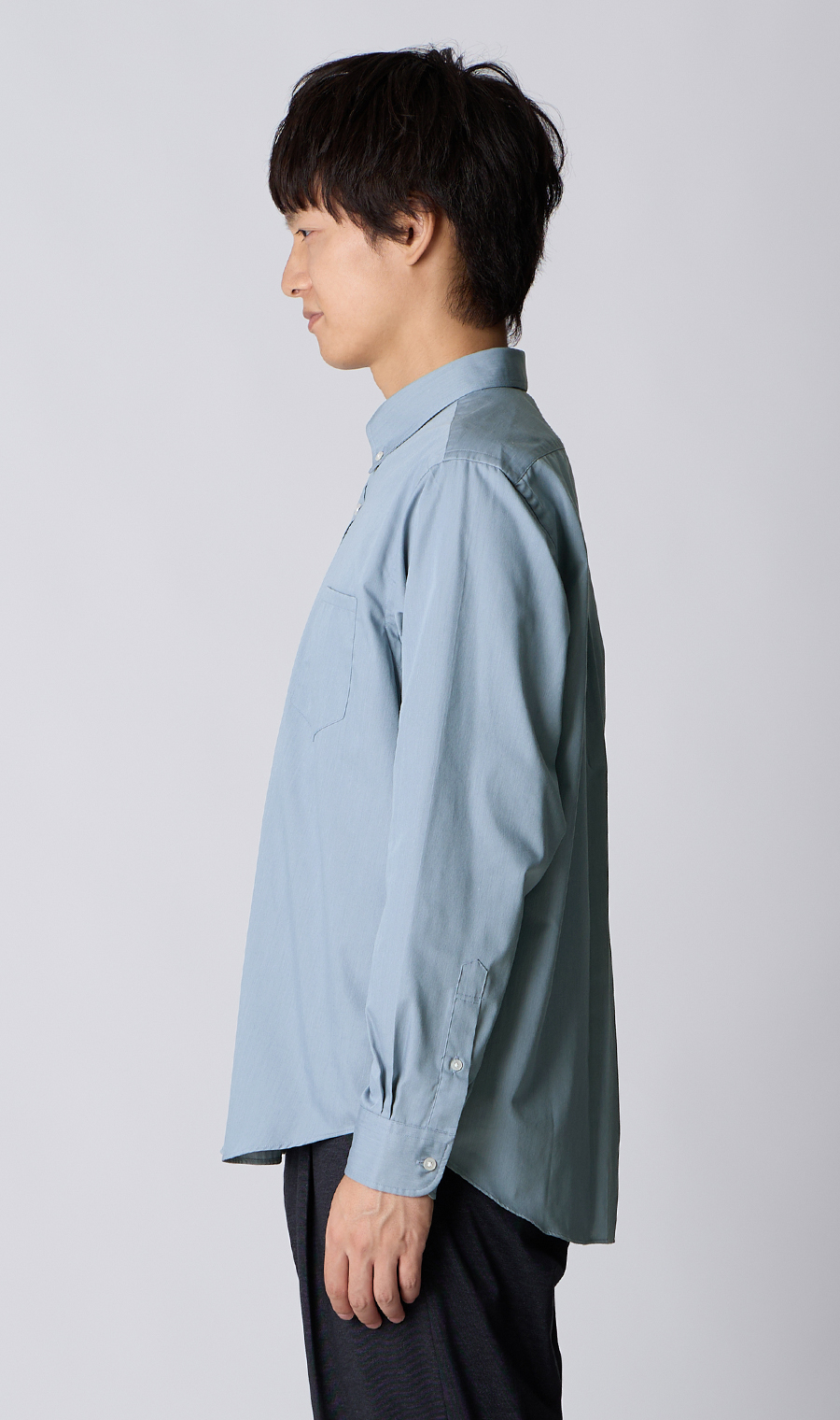 CHANEL ライトブルー ボタンダウンシャツ CHANEL ライトブルー ボタン