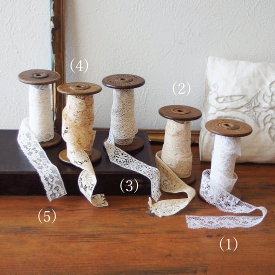アンティークレース | ボビンレースとスプール（糸巻き）のセット（2