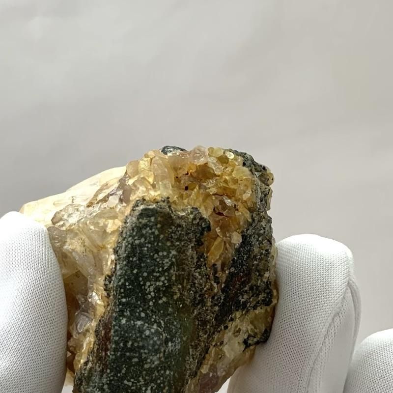 秋田県荒川鉱山産水晶 原石 】クォーツ quartz 天然石 万能石 浄化