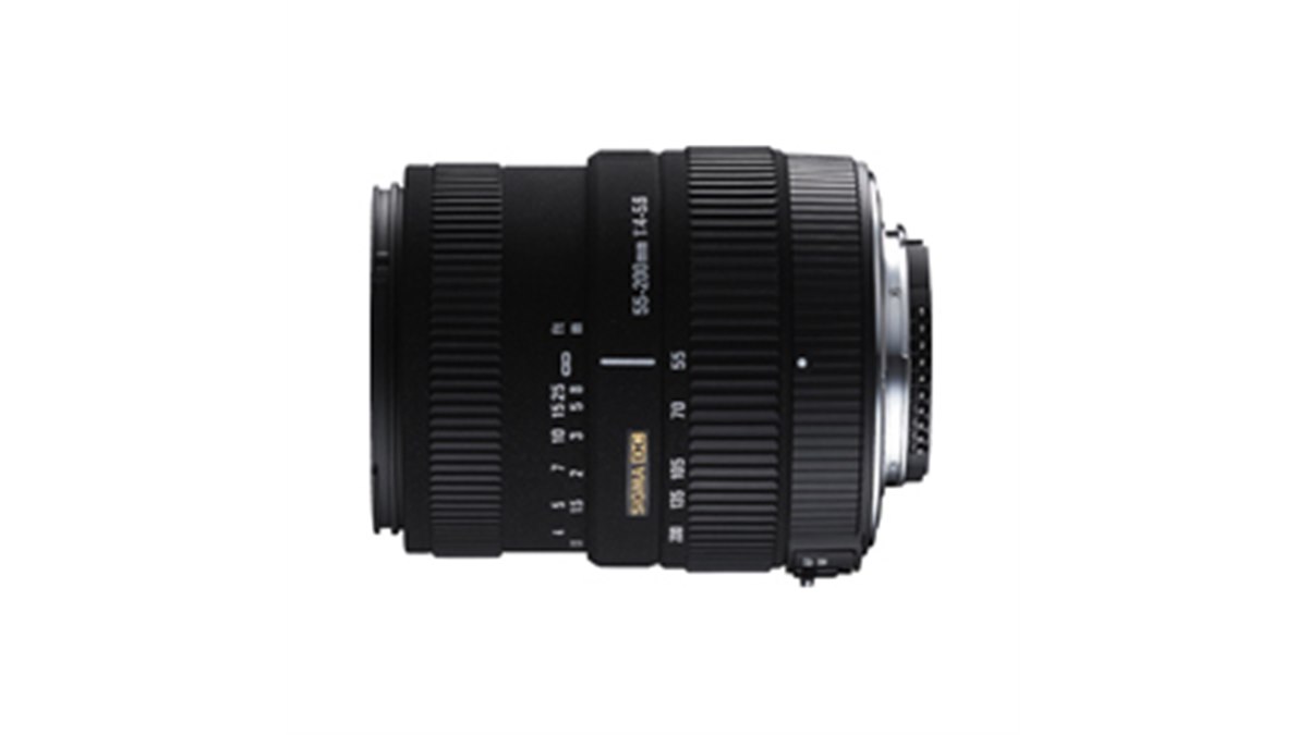 シグマ、ニコン用モーター内蔵ズームレンズ2機種 - 価格.com