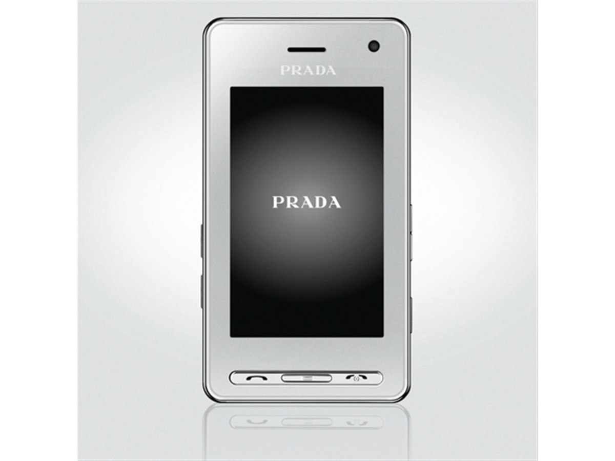 ドコモ、「PRADA Phone by LG」シルバー12/19発売 - 価格.com