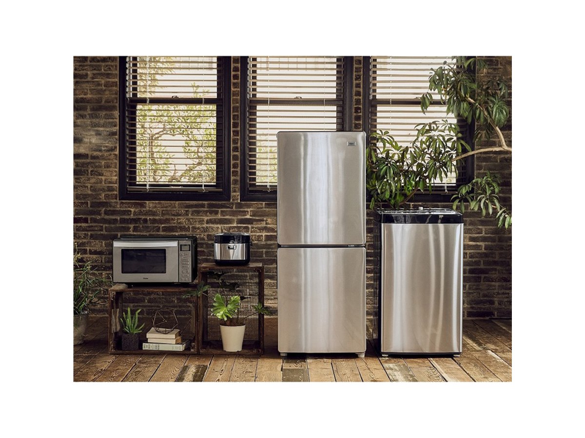 ハイアール、ステンレス調で統一したコンセプト家電「URBAN CAFE