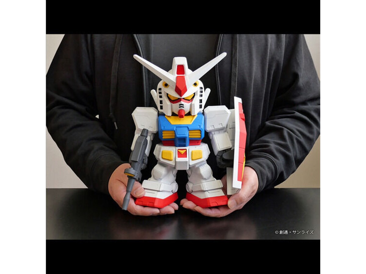 全高約23cmの「ジャンボソフビフィギュアSD RX-78-2ガンダム」が16,500