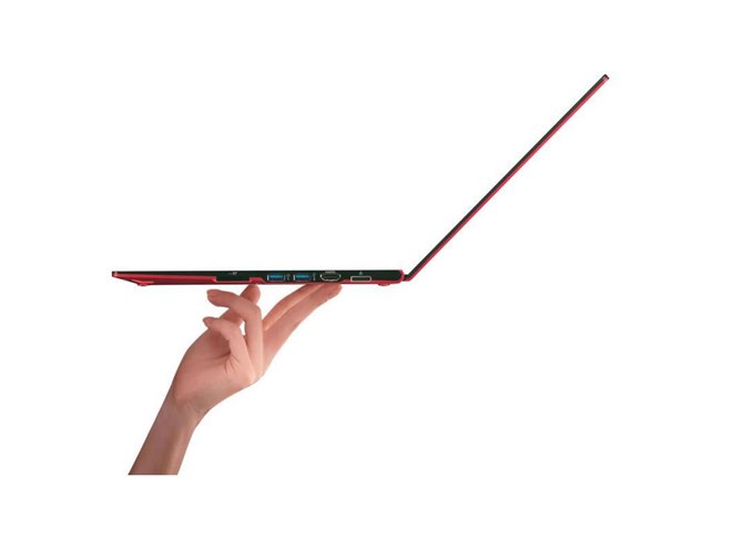 富士通初のUltrabook「LIFEBOOK UH」…第3世代Core搭載モデルなど