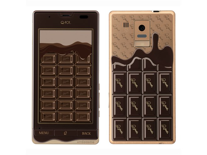 ドコモ、「Q-pot.Phone SH-04D」を2/4より予約開始 - 価格.com