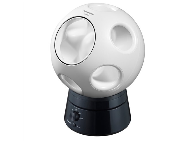 パナソニックのボール型創風機「Q」に越前漆モデル、首振りスタンド