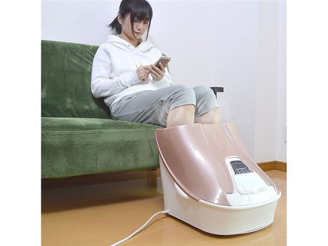 お家でぽかぽか足湯気分、 450mlの水であたためる「スチームフットバス