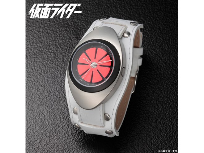初代仮面ライダー1号の変身ベルトをモチーフにした腕時計、29,160円