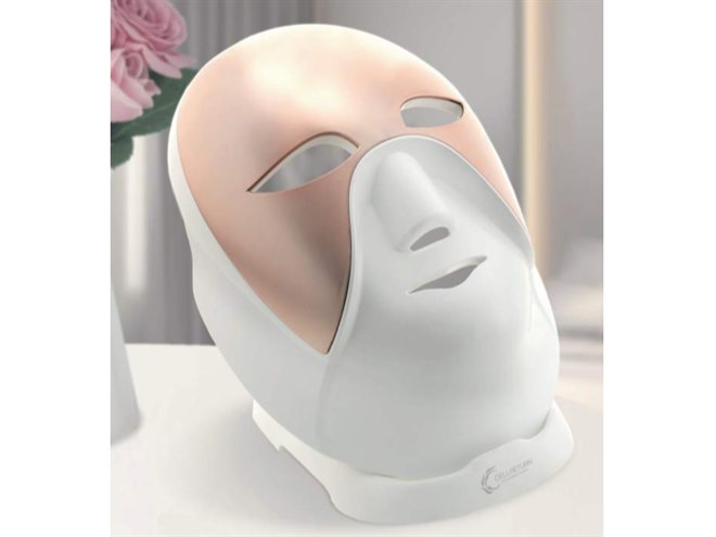 見た目のインパクト大、最新LEDマスク「セルリターンプレミアムマスク