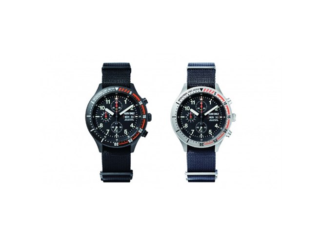 ソニー、「エヴァ」とコラボしたスマートウォッチ「wena wrist」を数量