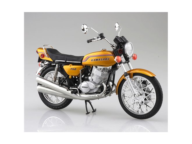 AOSHIMA、カワサキ「750SS MACH IV」キャンディーゴールドなど3色