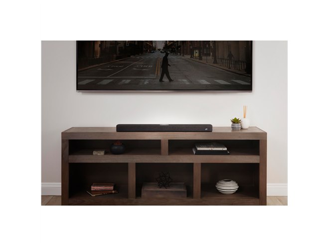 Polk Audio、「Amazon Alexa」を搭載したスリムサウンドバー「REACT