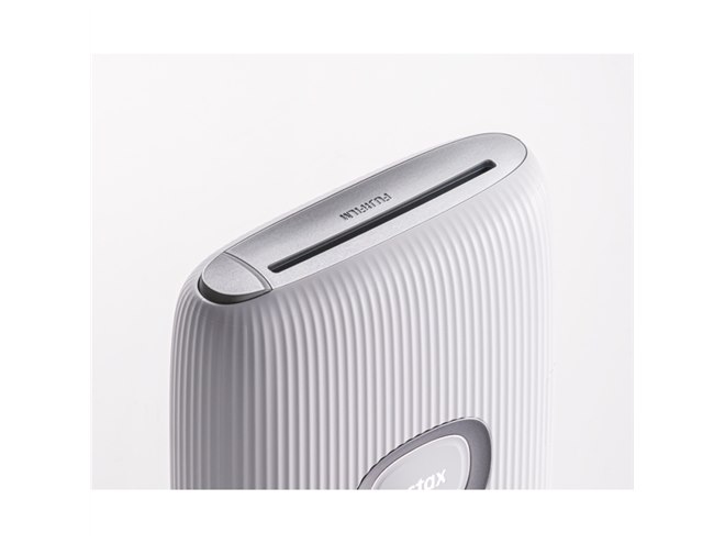 富士フイルム、スマホ用プリンター「instax mini Link 2」を本日7/28