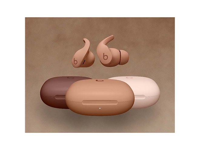 Beats、キム・カーダシアンとコラボした完全ワイヤレスイヤホン - 価格.com