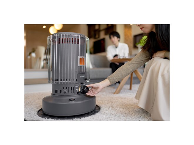 トヨトミ、高火力のラウンド型石油ストーブ「KS-67H」に新色グレー