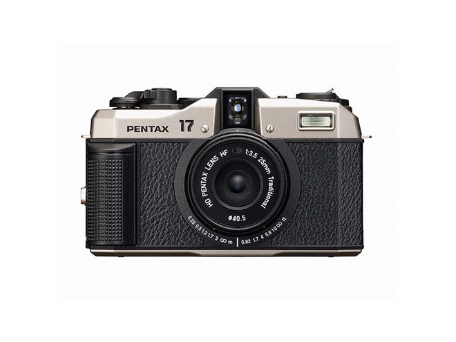 ペンタックス、単焦点フィルムカメラ「PENTAX 17」を本日7月12日発売