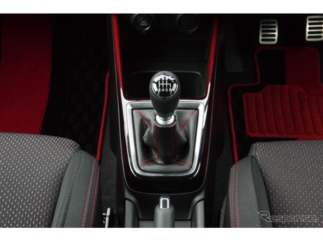 登場秒読み!? スズキ『スイフトスポーツ』新型は50mmワイドな3ナンバー