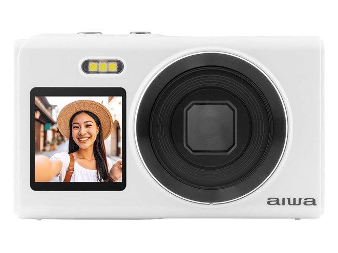 10,800円、自撮りに便利な1.5型フロント液晶を搭載したコンデジ「aiwa