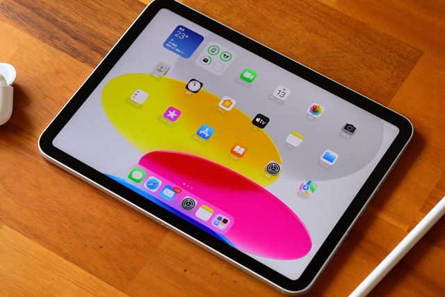 Apple iPad 10.9インチ 第10世代 Wi-Fi 64GB 2022年秋モデル MPQ13J/A
