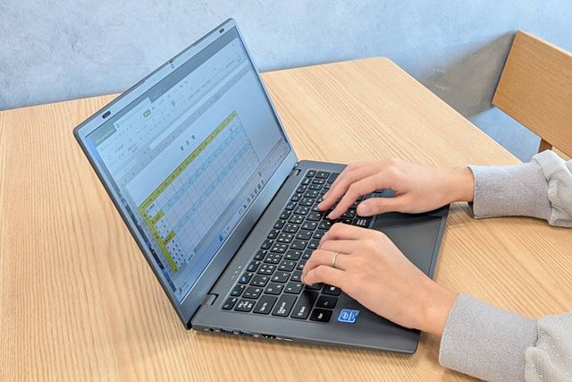 PASOUL NC14J Celeron N4000/SSD 256GB/8GBメモリ/14インチ フルHD