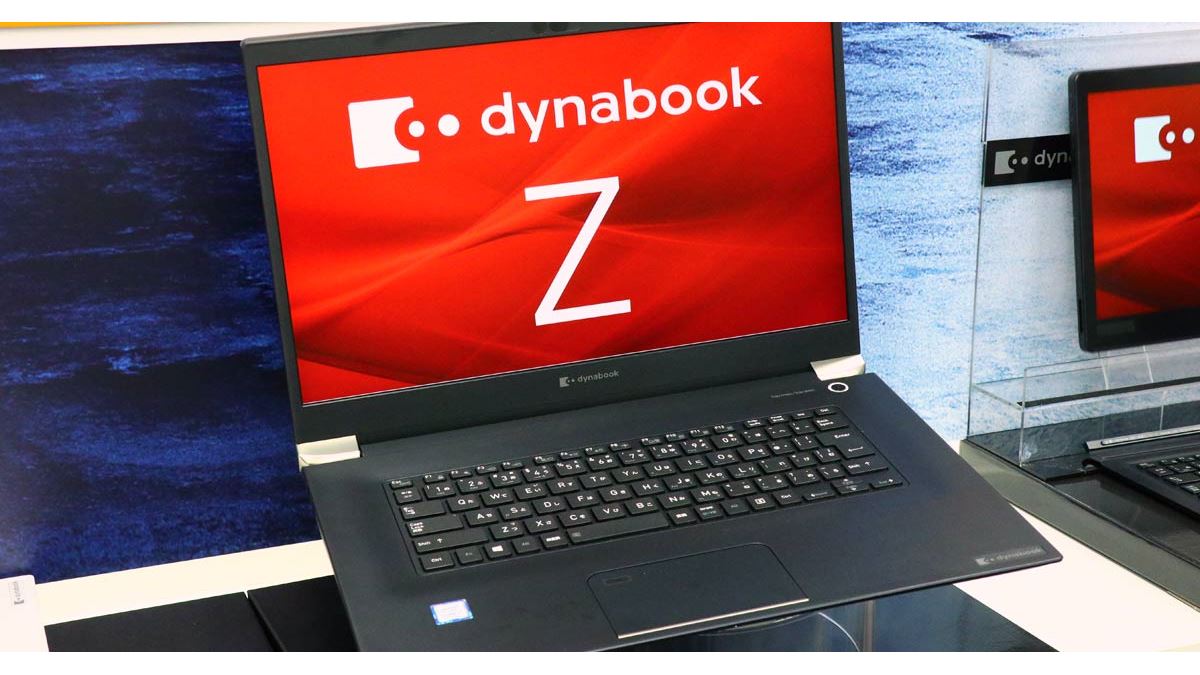 大画面で軽くて高性能！ 15.6型液晶搭載で約1.399kgの大画面モバイル