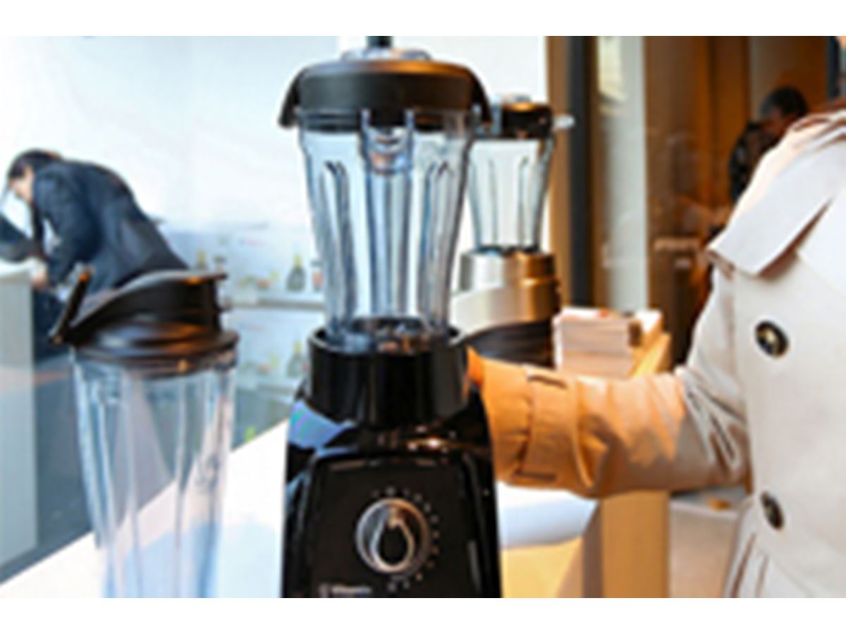 待ってました！ ハイパワーブレンダー「バイタミックス」のコンパクト