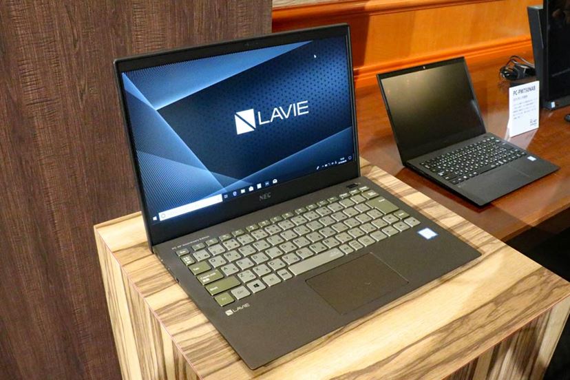 NECが40周年記念モデル「LAVIE Pro Mobile」発表。PC-8001の記念