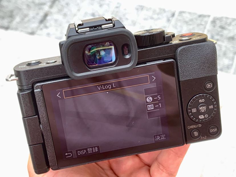 軽量小型のマイクロフォーサーズ機「LUMIX DC-G100」超速攻インプレ