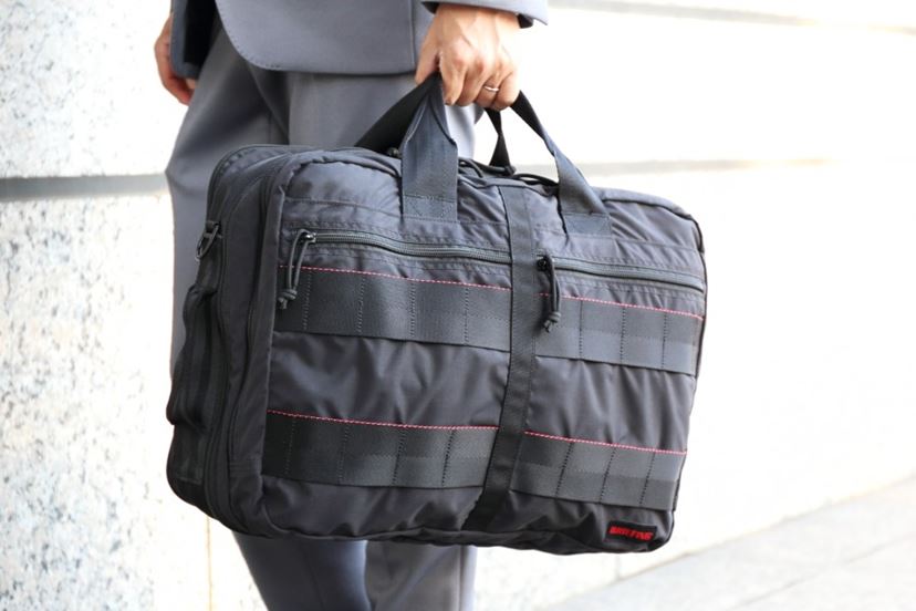 超実用的な収納力！ ブリーフィングのヘビーデューティーな「3層×3WAY