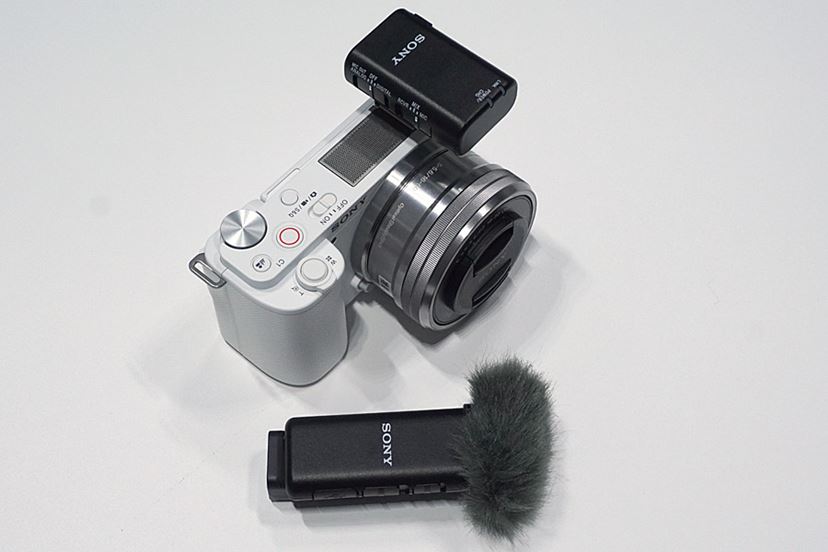いろんなレンズでVlogを！ ソニーがレンズ交換式の「VLOGCAM ZV-E10