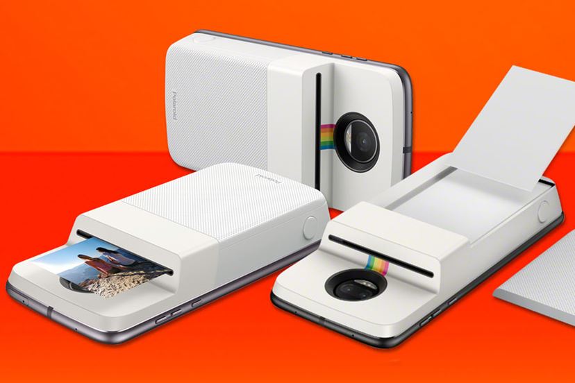 スマホをポラロイドカメラにする拡張モジュール「Moto Mods」が登場