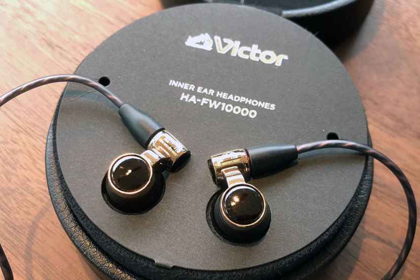 ビクターブランドのイヤホン復活！ 第1弾はWOODシリーズフラッグシップ