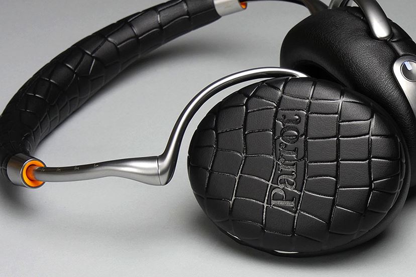 ワイヤレス充電対応でUSB DAC内蔵のBluetoothヘッドホン「Parrot Zik 3