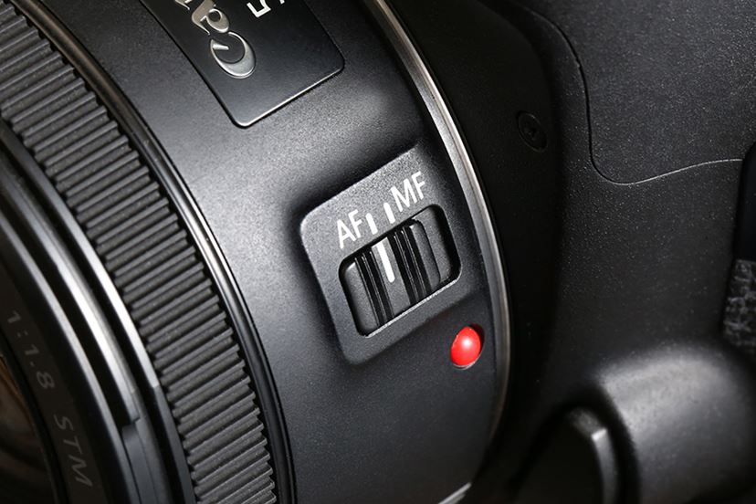 コスパ最高！ キヤノンEOSユーザー必携の標準レンズ「EF50mm F1.8 STM