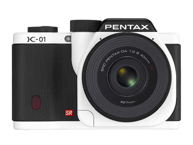 ペンタックス PENTAX K-01 ズームレンズキット [ホワイト×ブラック