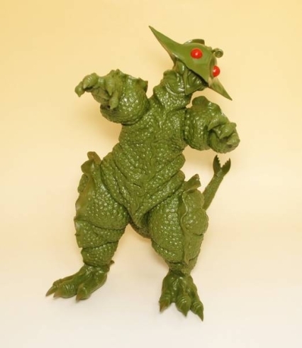 千葉県千葉市美浜区にて、パラダイス製 宇宙大怪獣ギララ フィギュア