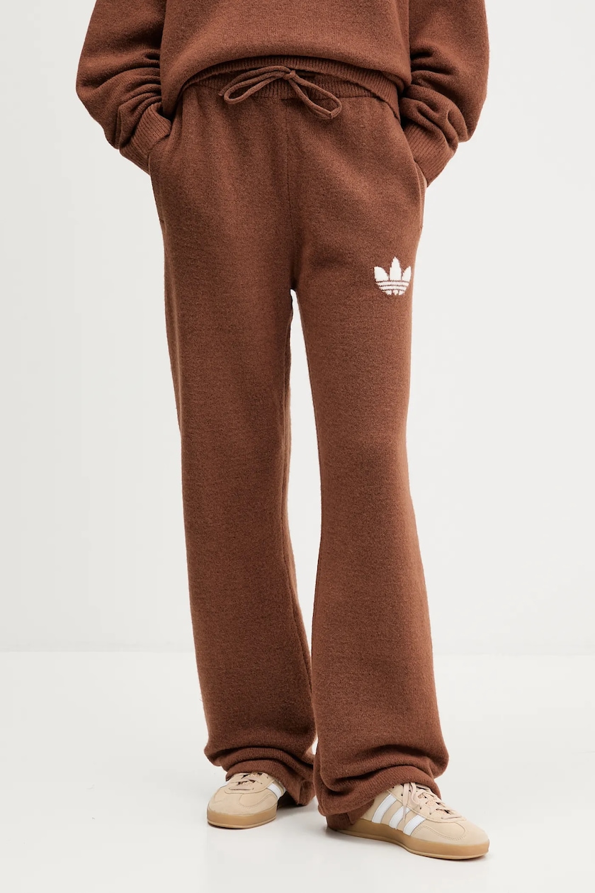 adidas Originals pantaloni de trening Tailored Pants culoarea maro